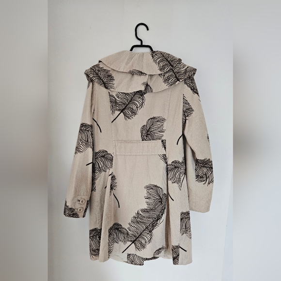 Anthropologie Elevenses Ruffled plume jacket size 8 (Chloe - Amanda Seyfried) - Picture 2 of 5